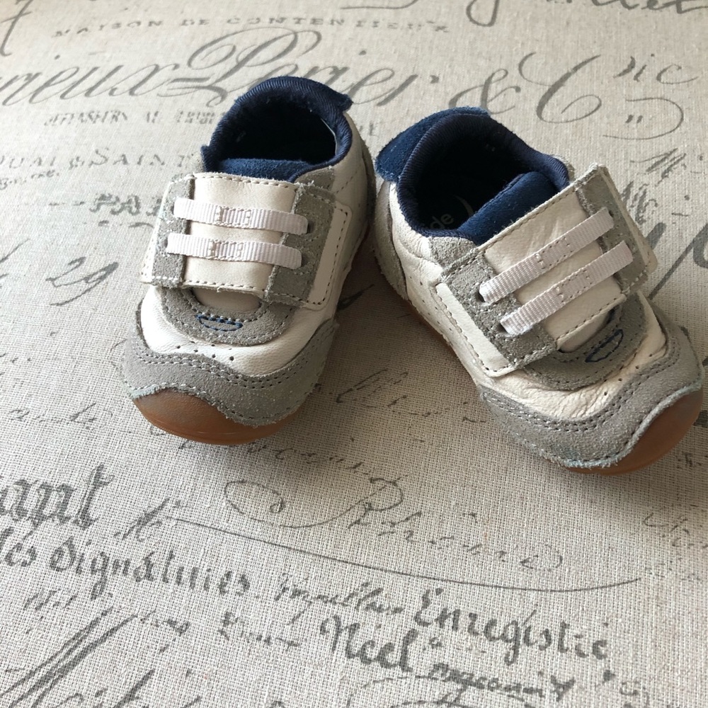 Stride Rite Boys Sneakers Size 3 infant